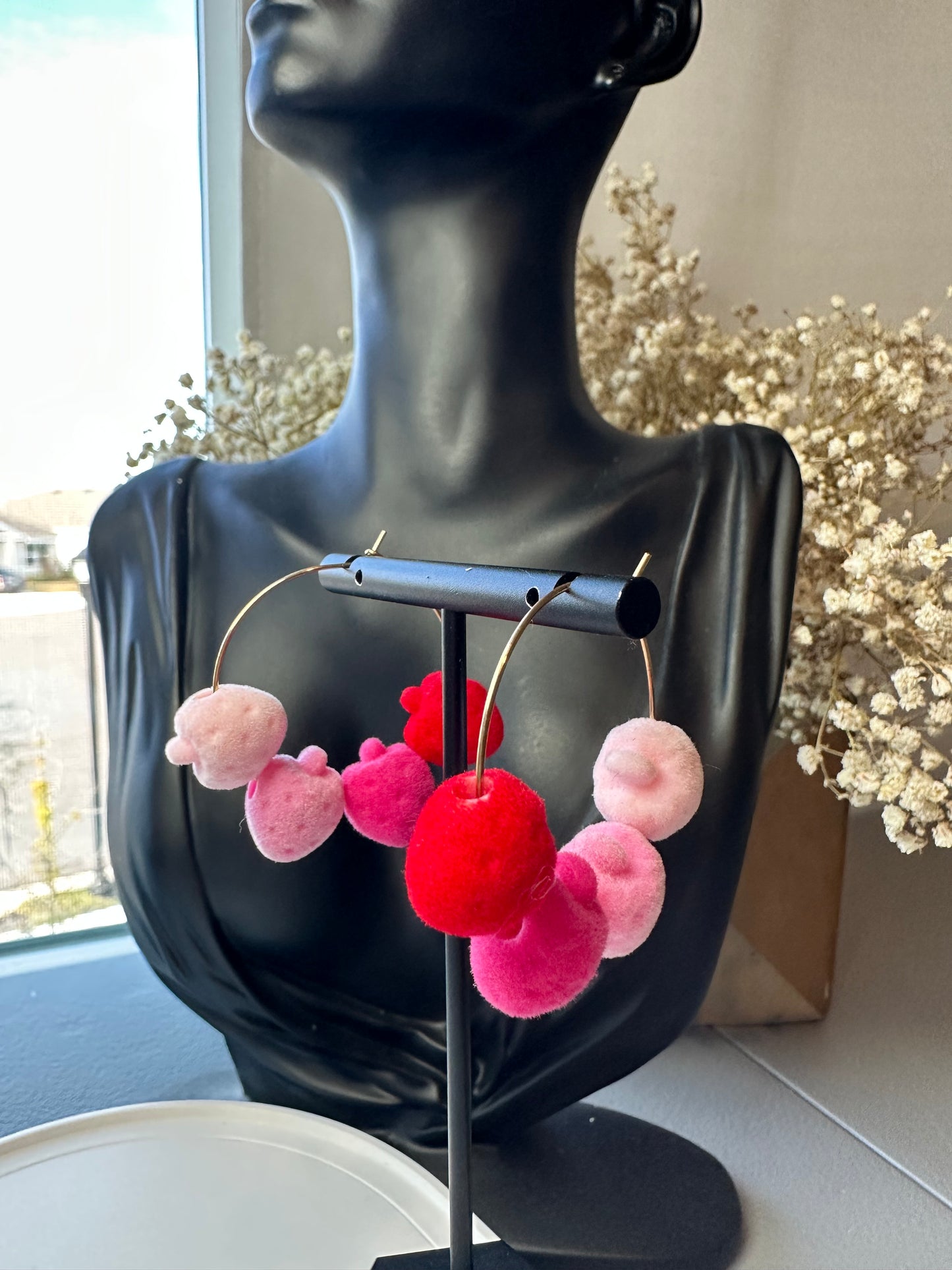 Strawberries hoops