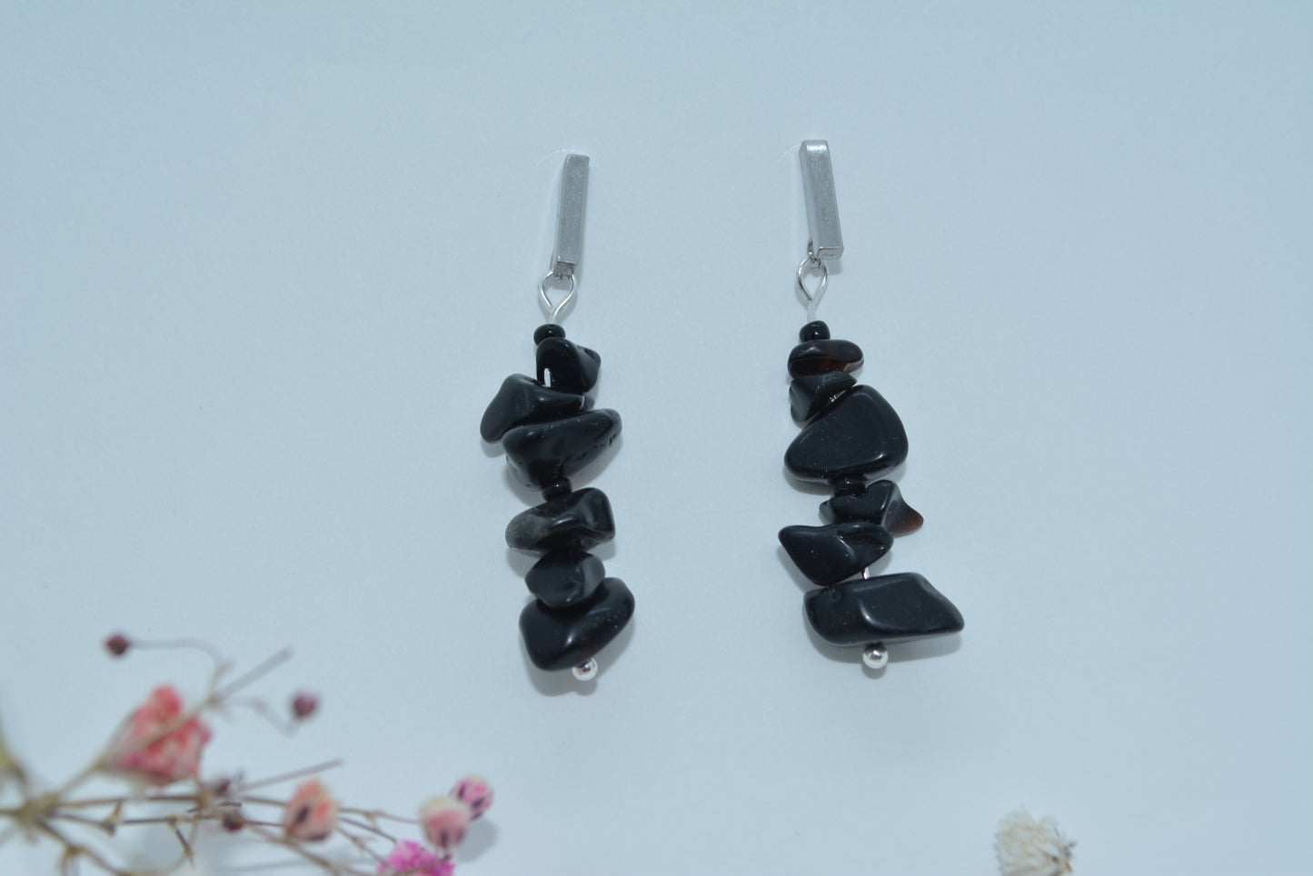 Drop stone earrings