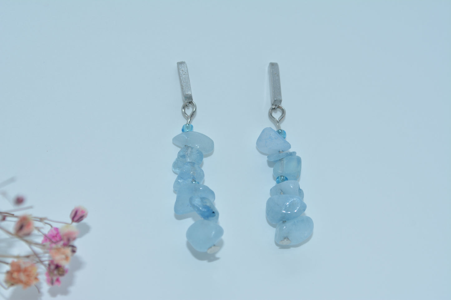 Drop stone earrings