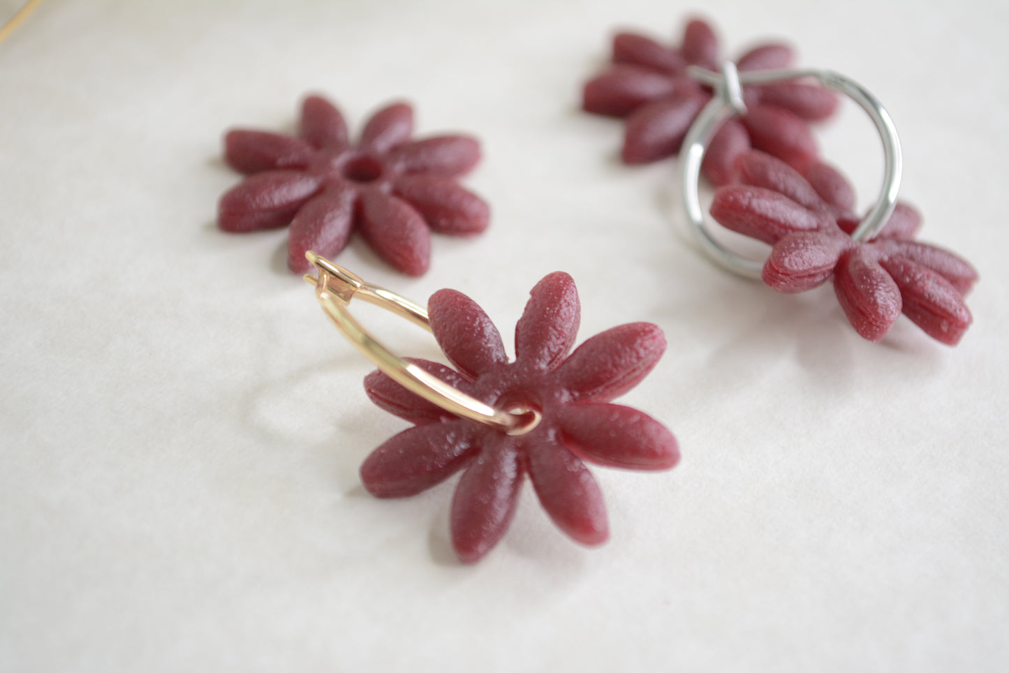 Mulberry Daisy flower hoop