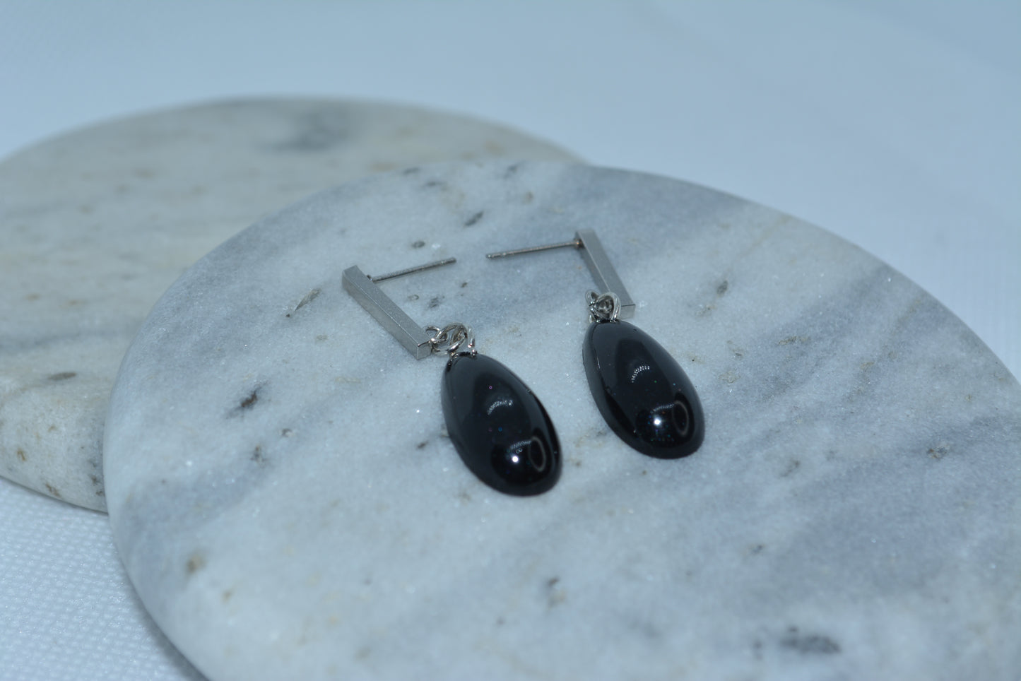 Drop resin earrings
