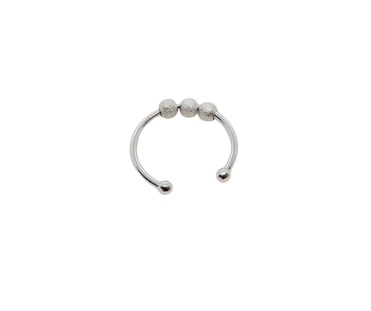 Silver spinner beads ring